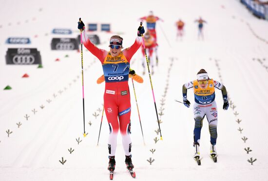 Лыжные гонки. Тур де Ски. Женщины. Масс-старт