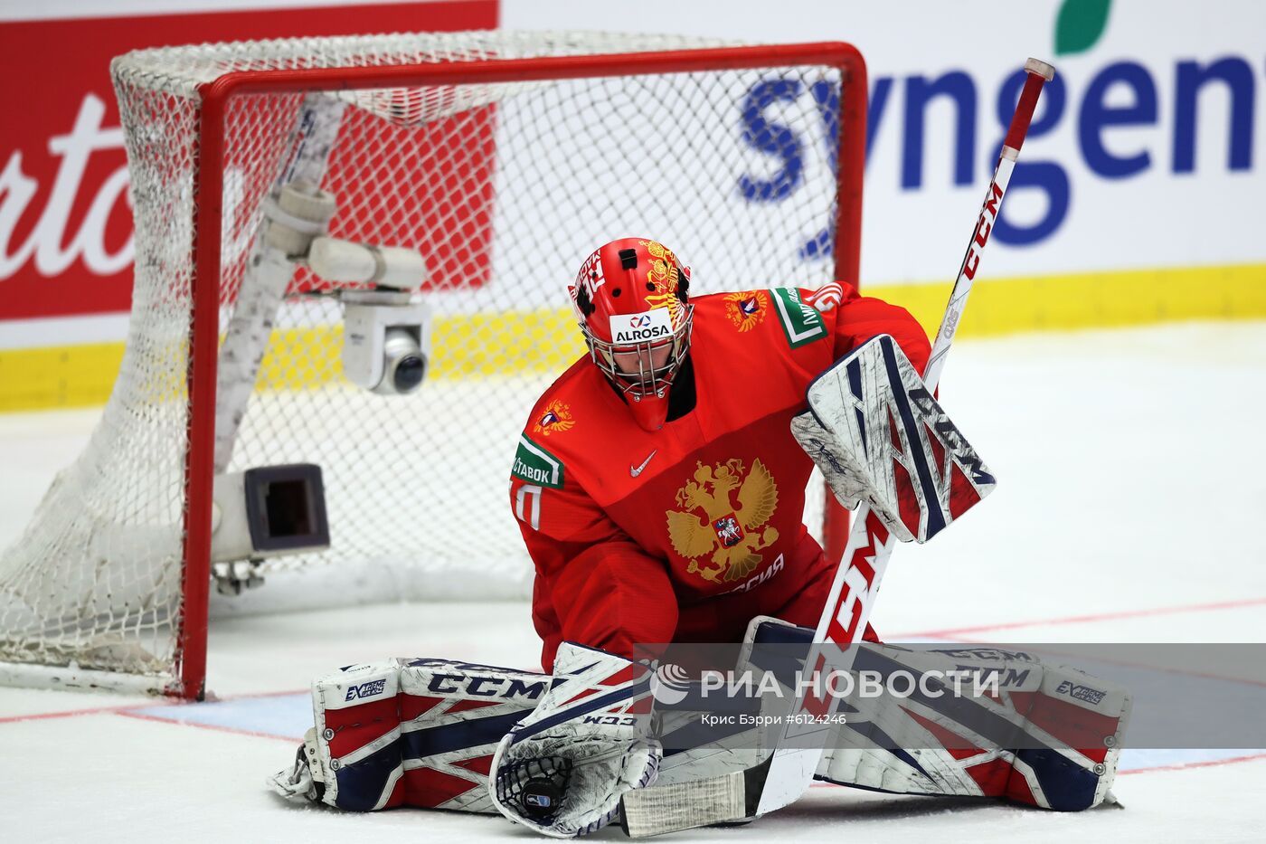 Хоккей. Молодежный чемпионат мира. Полуфинал. Матч Швеция — Россия