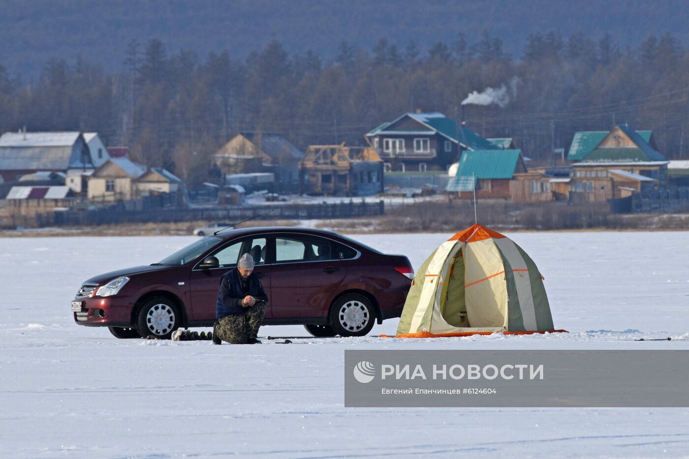 Зимняя подледная рыбалка на Иван-Озере