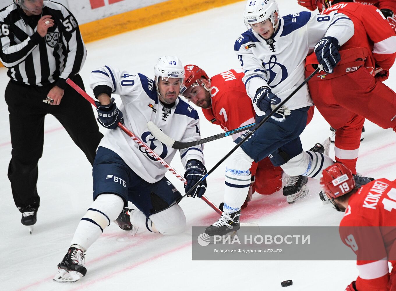 Хоккей. КХЛ. Матч "Спартак" – "Динамо" (Москва)