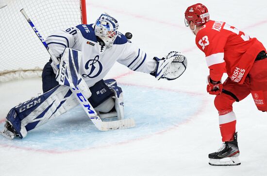 Хоккей. КХЛ. Матч "Спартак" – "Динамо" (Москва)