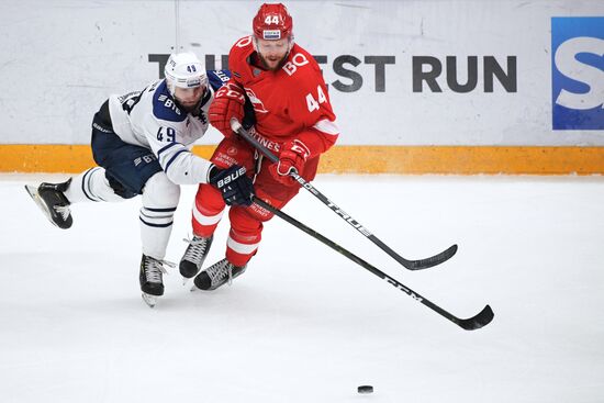 Хоккей. КХЛ. Матч "Спартак" – "Динамо" (Москва)