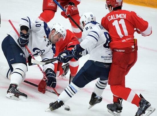Хоккей. КХЛ. Матч "Спартак" – "Динамо" (Москва)