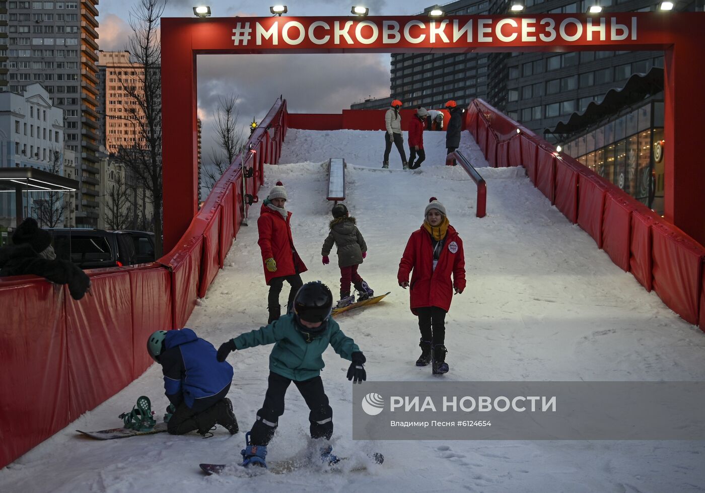 Фестиваль "Путешествие в Рождество"