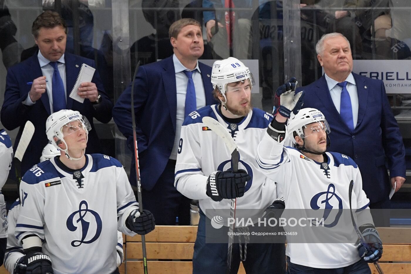 Хоккей. КХЛ. Матч "Спартак" – "Динамо" (Москва)