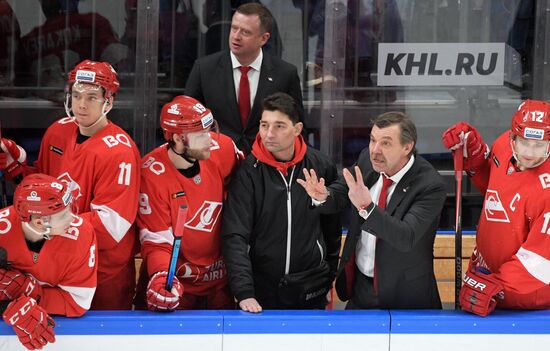 Хоккей. КХЛ. Матч "Спартак" – "Динамо" (Москва)