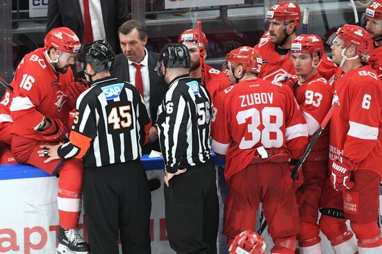 Хоккей. КХЛ. Матч "Спартак" – "Динамо" (Москва)