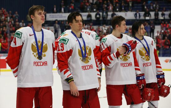 Хоккей. Молодежный чемпионат мира. Финальный матч. Канада - Россия