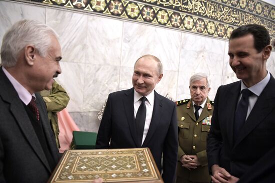 Визит президента РФ В. Путина в Сирию