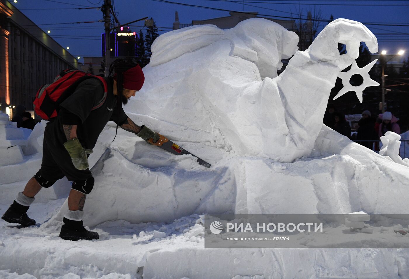 Сибирский фестиваль снежной скульптуры