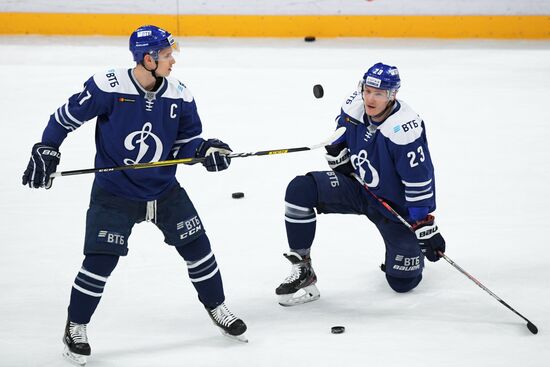 Хоккей. КХЛ. Матч "Динамо" (Москва) – ЦСКА