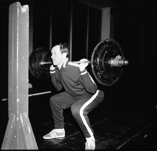 Советский легкоатлет Валерий Брумель