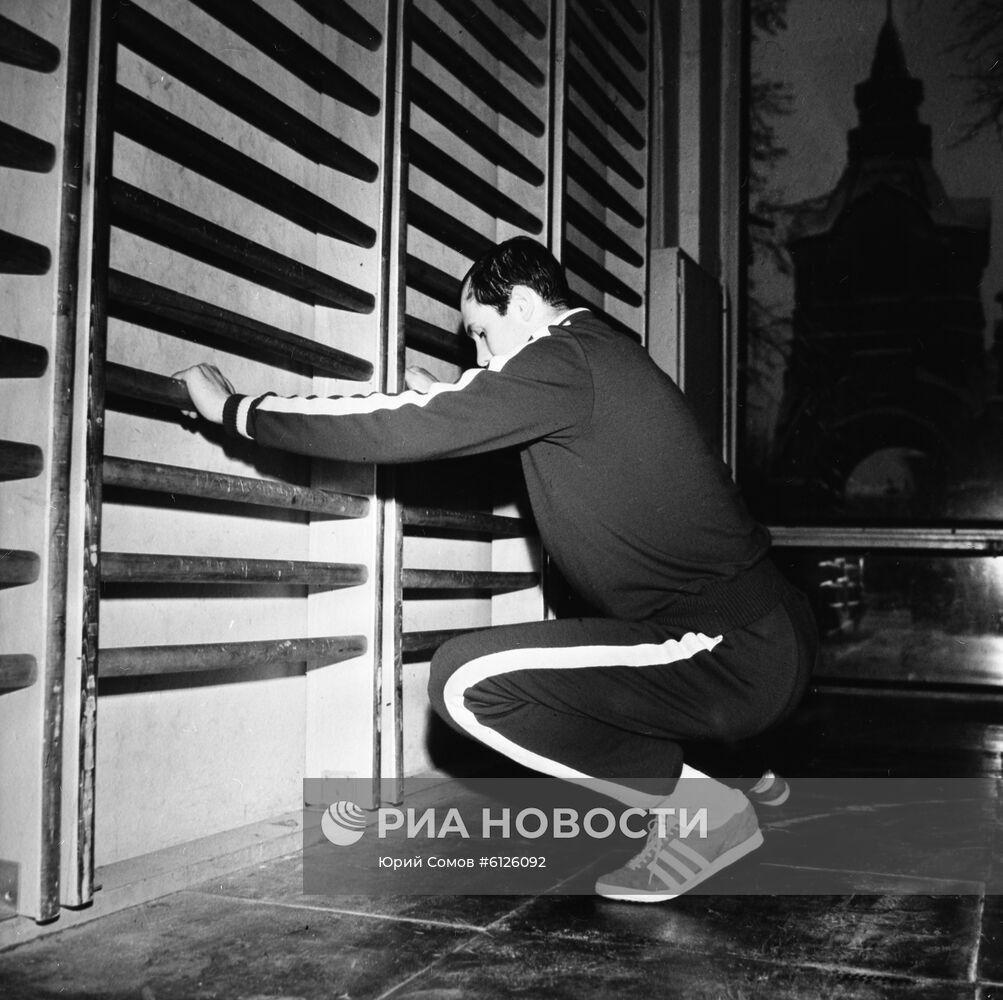 Советский легкоатлет Валерий Брумель