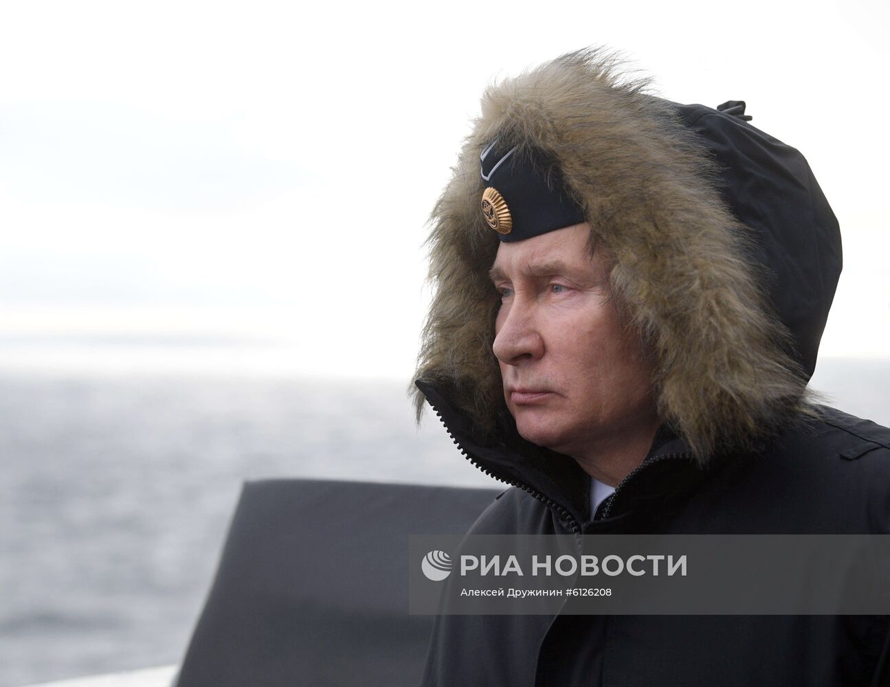 Рабочая поездка президента РФ В. Путина в Южный федеральный округ
