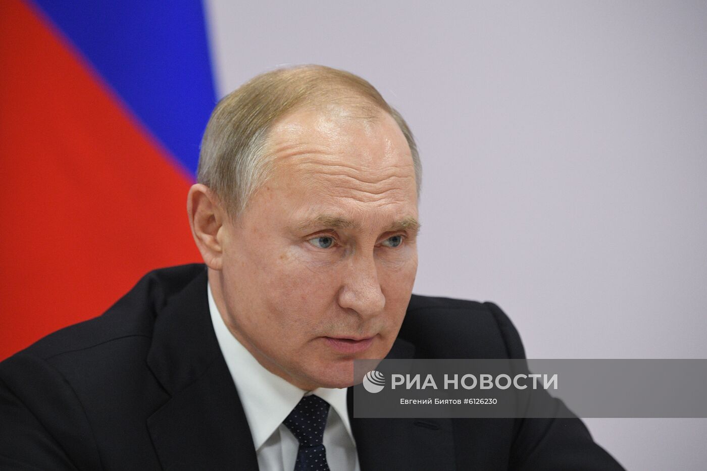 Рабочая поездка президента РФ В. Путина в Южный федеральный округ