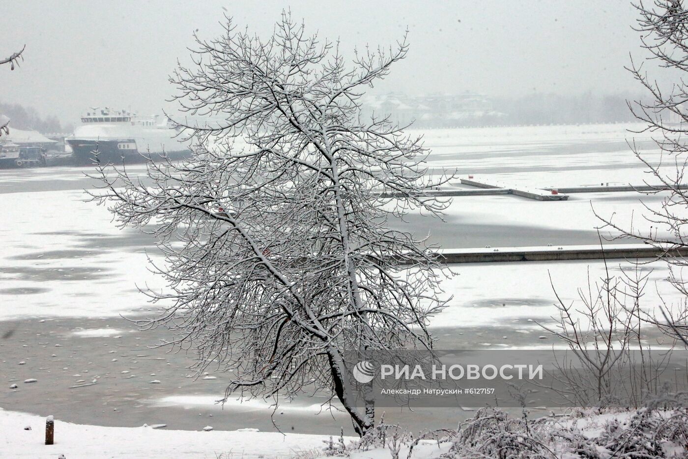 Снег в Москве