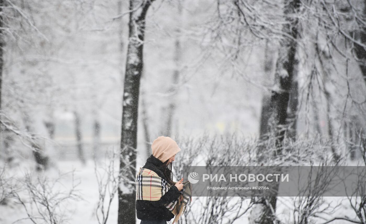 Снег в Москве