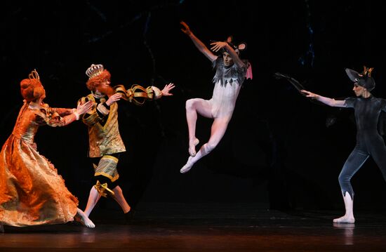 Спектакль "Кракатук" в Большом театре