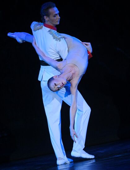 Спектакль "Кракатук" в Большом театре