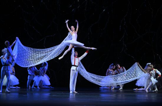 Спектакль "Кракатук" в Большом театре