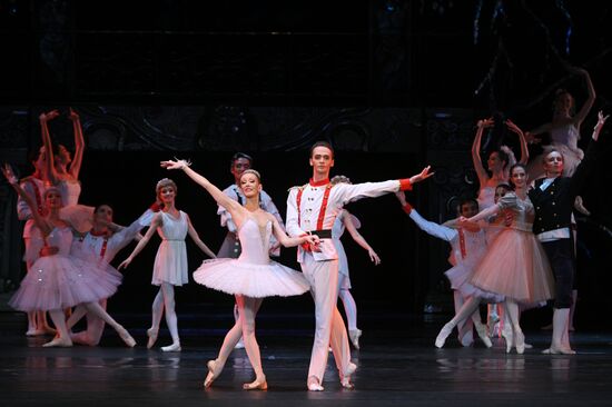 Спектакль "Кракатук" в Большом театре