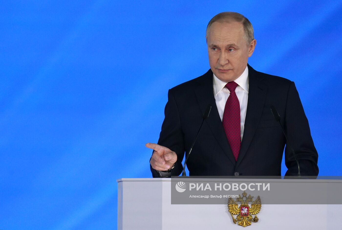Ежегодное послание президента РФ В. Путина Федеральному Собранию