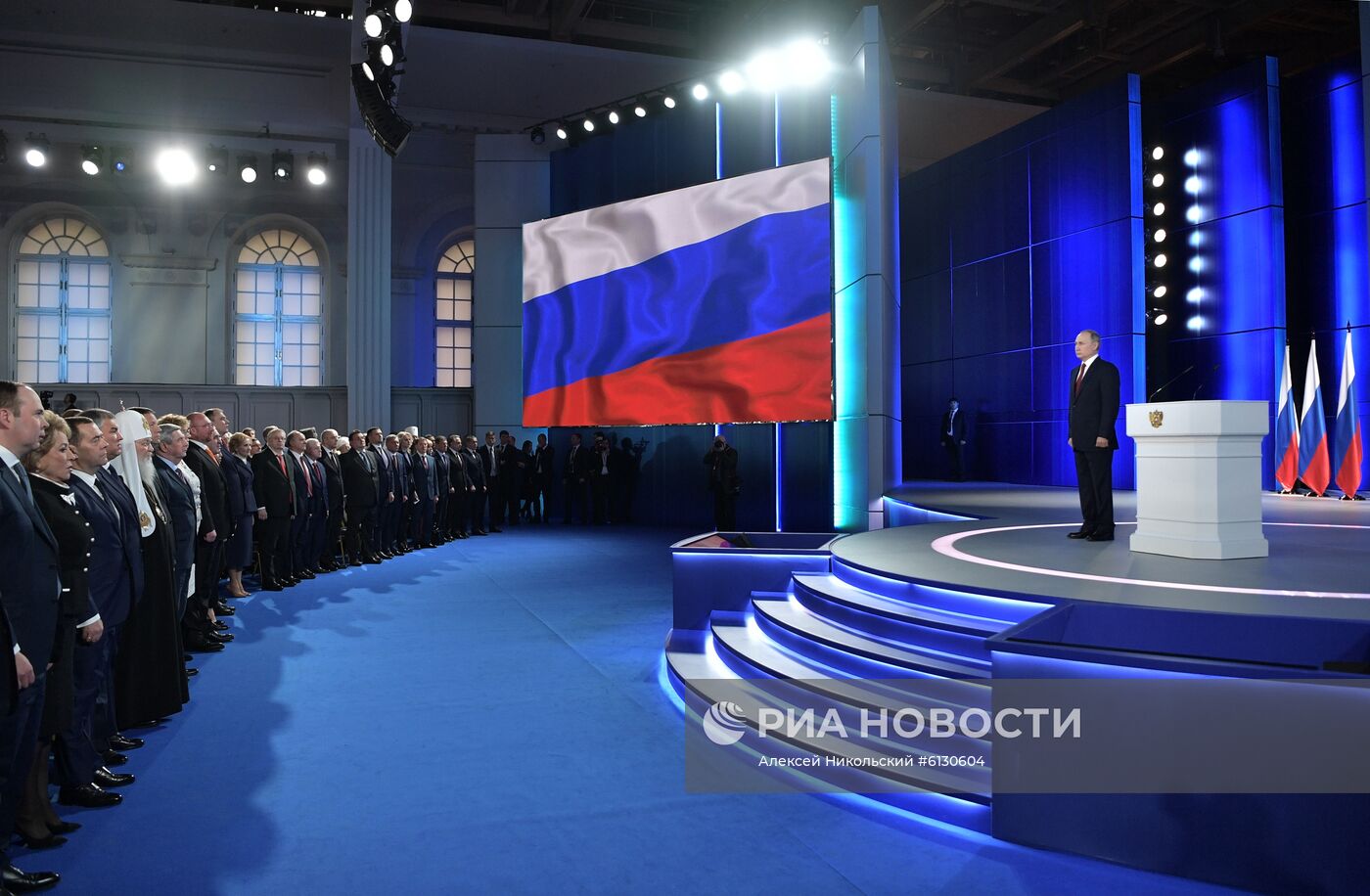 Ежегодное послание президента РФ В. Путина Федеральному Собранию