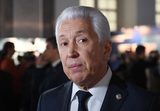 Ежегодное послание президента РФ В. Путина Федеральному Собранию