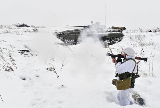 Лыжная подготовка военнослужащих в Кемеровской области 