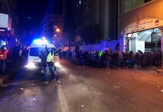 Протестные акции в Бейруте