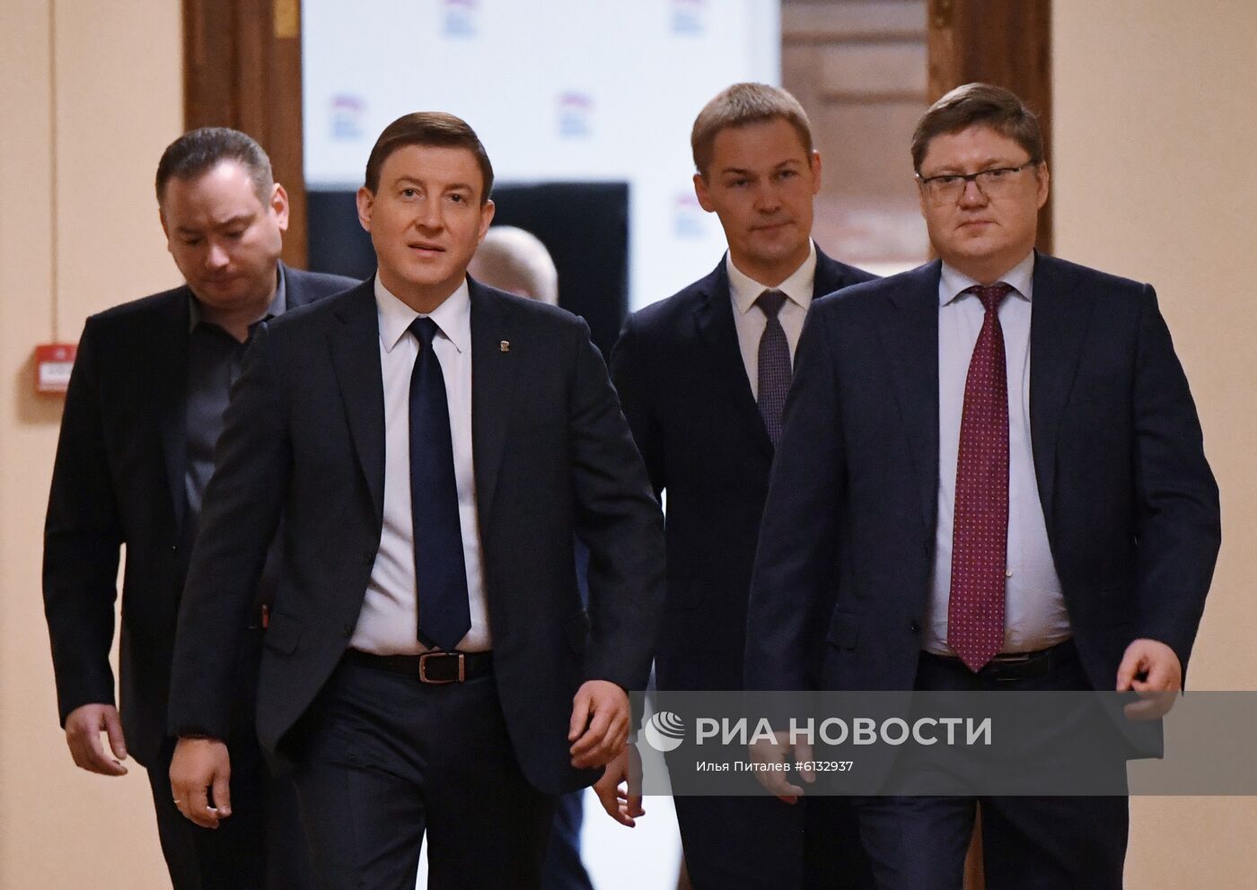 Кандидат на пост премьер-министра РФ М. Мишустин встретился с парламентскими фракциями