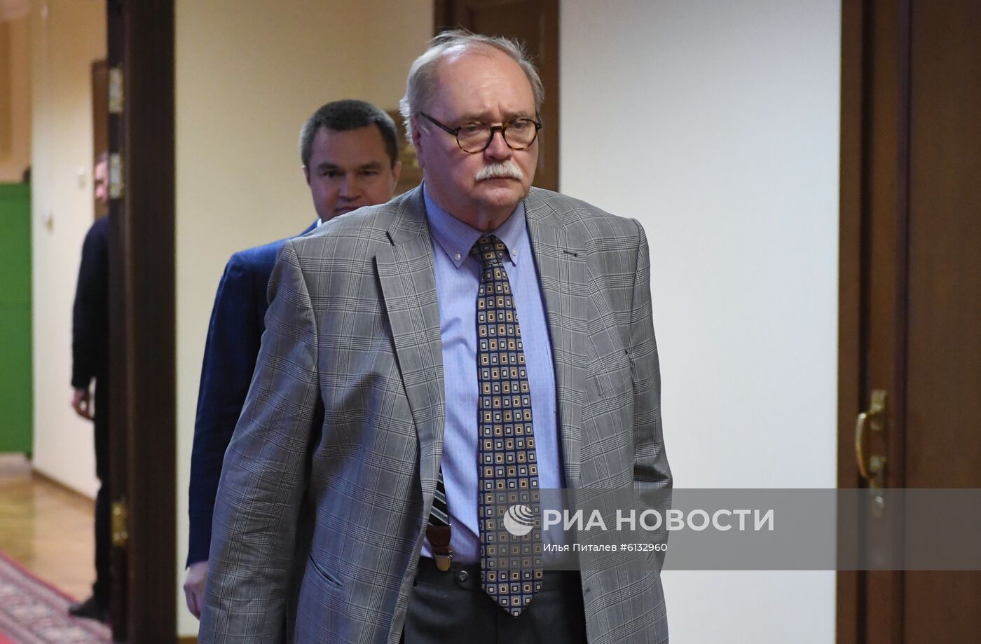 Кандидат на пост премьер-министра РФ М. Мишустин встретился с парламентскими фракциями