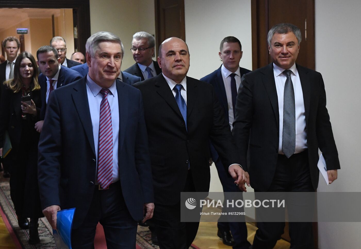 Кандидат на пост премьер-министра РФ М. Мишустин встретился с парламентскими фракциями