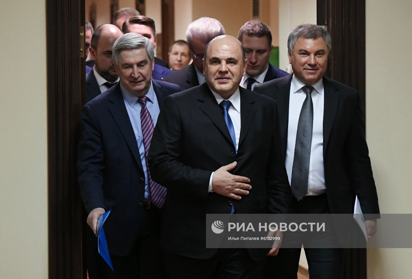 Кандидат на пост премьер-министра РФ М. Мишустин встретился с парламентскими фракциями