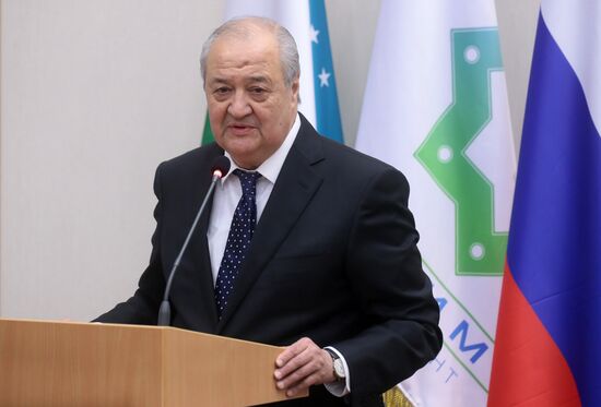 Визит главы МИД РФ С. Лаврова в Узбекистан