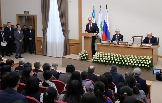 Визит главы МИД РФ С. Лаврова в Узбекистан