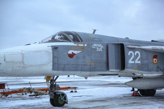 Учебно-тренировочные полеты Су-24 и МиГ-31 в Мурманской области