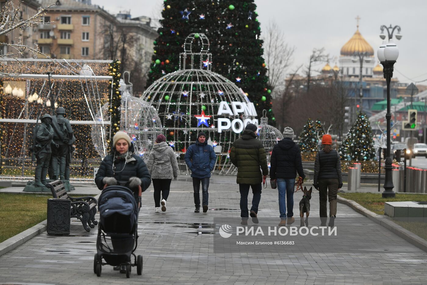 Теплая погода в Москве