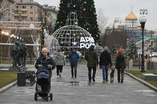 Теплая погода в Москве