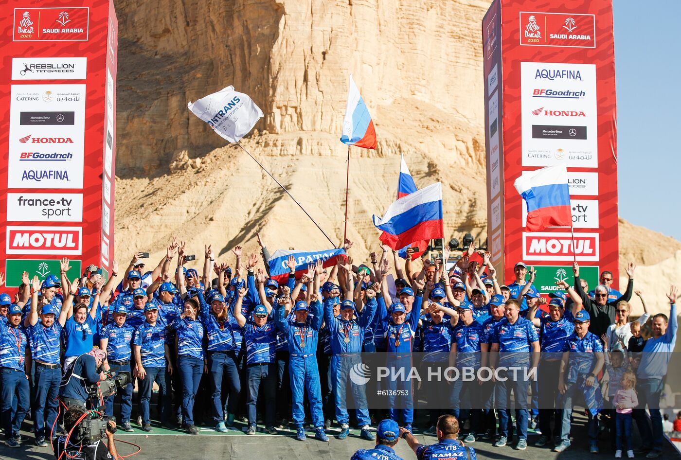 Спортивная команда "КАМАЗ-мастер" стала победителем ралли-марафона "Дакар"