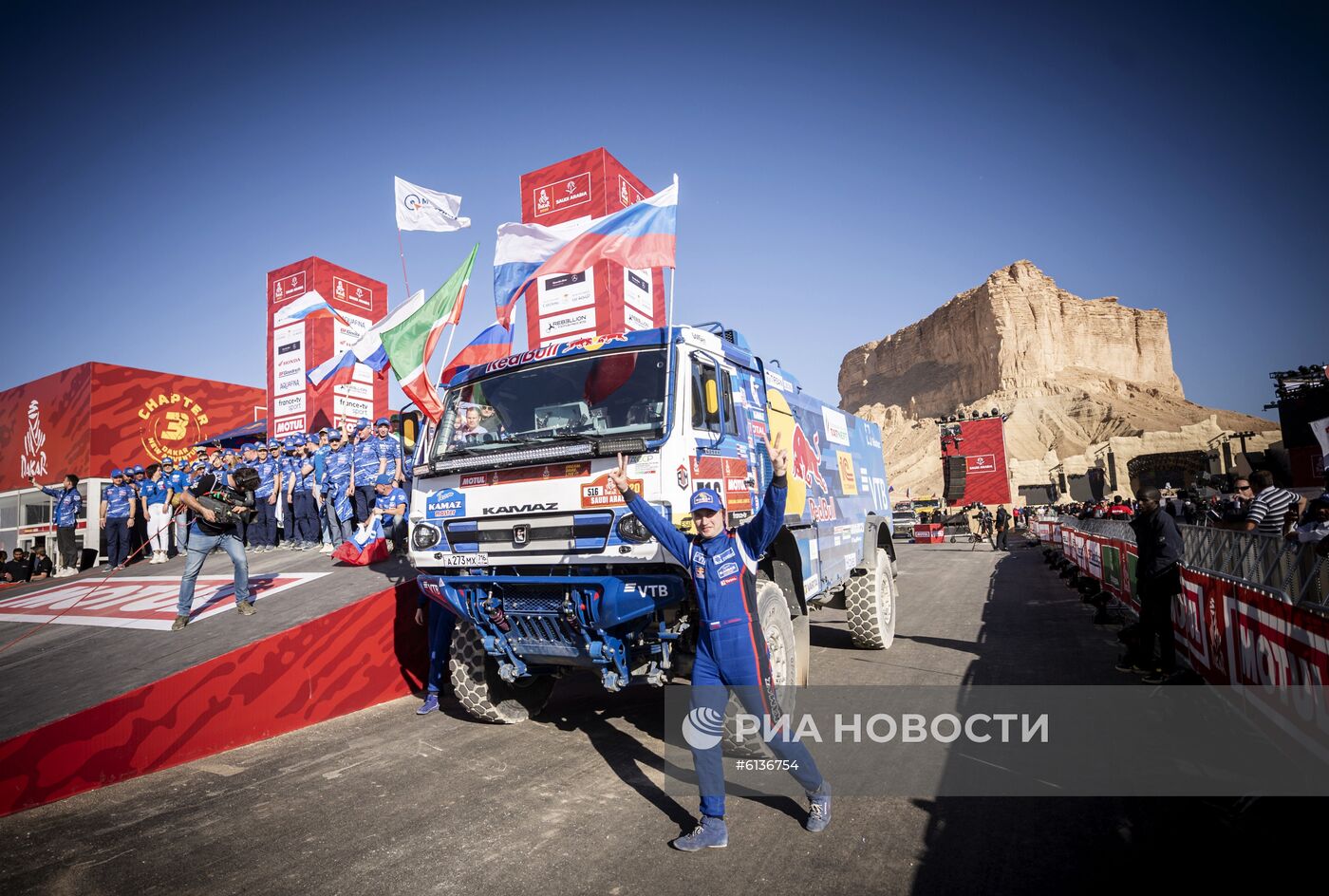 Спортивная команда "КАМАЗ-мастер" стала победителем ралли-марафона "Дакар"