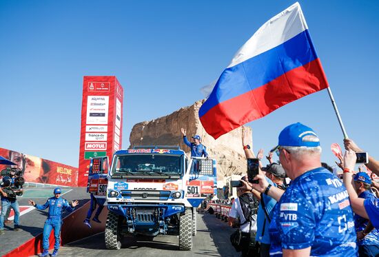 Спортивная команда "КАМАЗ-мастер" стала победителем ралли-марафона "Дакар"