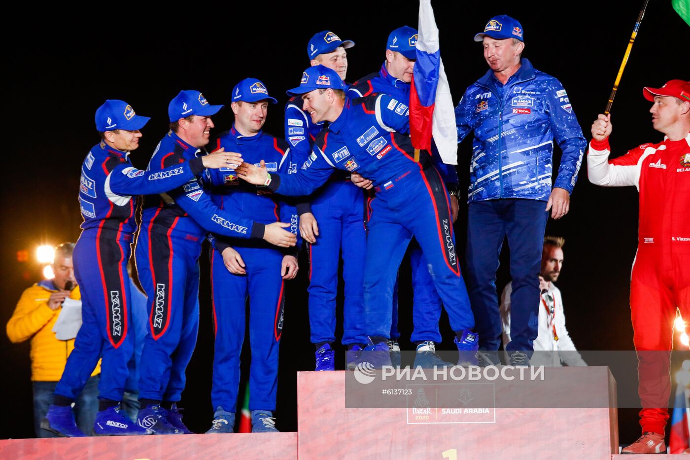 Спортивная команда "КАМАЗ-мастер" стала победителем ралли-марафона "Дакар"