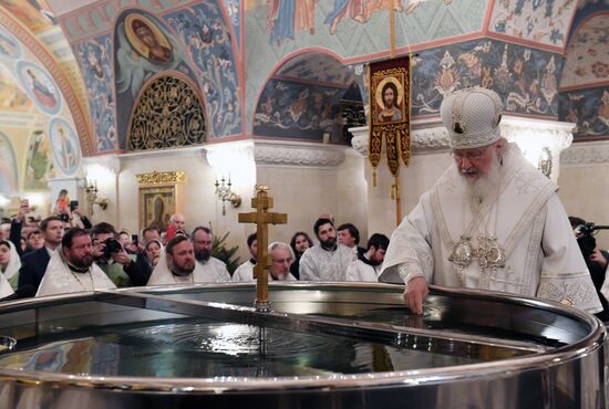 Патриаршее служение в Крещенский сочельник в Храме Христа Спасителя 