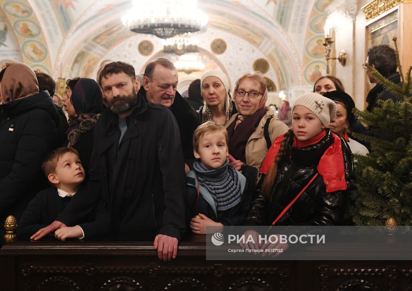 Патриаршее служение в Крещенский сочельник в Храме Христа Спасителя 