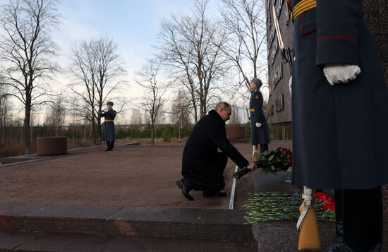 Рабочая поездка президента РФ В. Путина в Санкт-Петербург