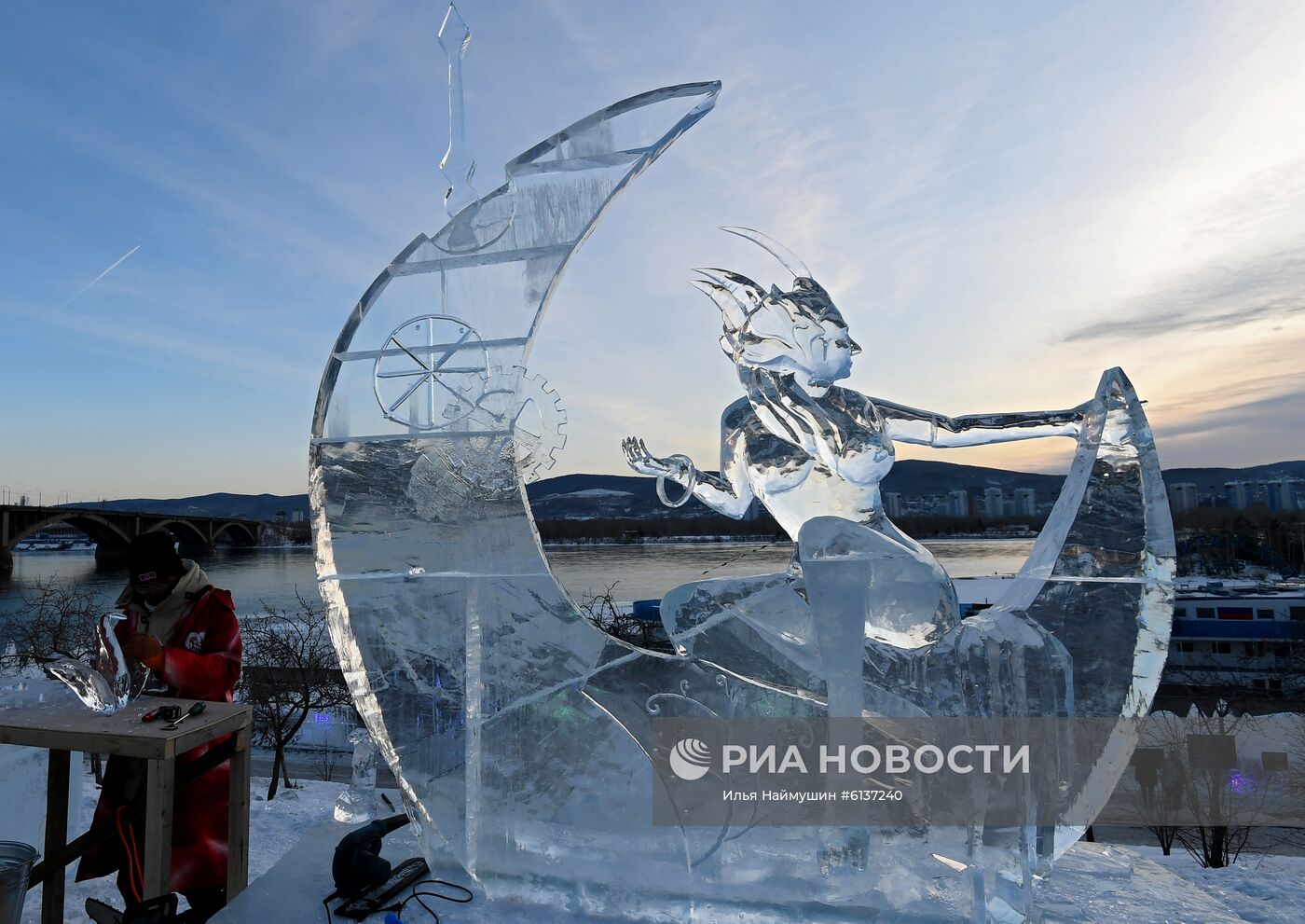 Фестиваль "Волшебный лед Сибири" в Красноярске