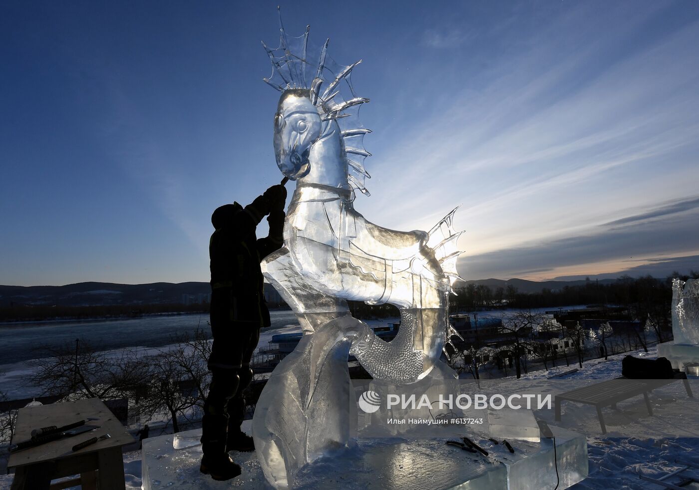 Фестиваль "Волшебный лед Сибири" в Красноярске