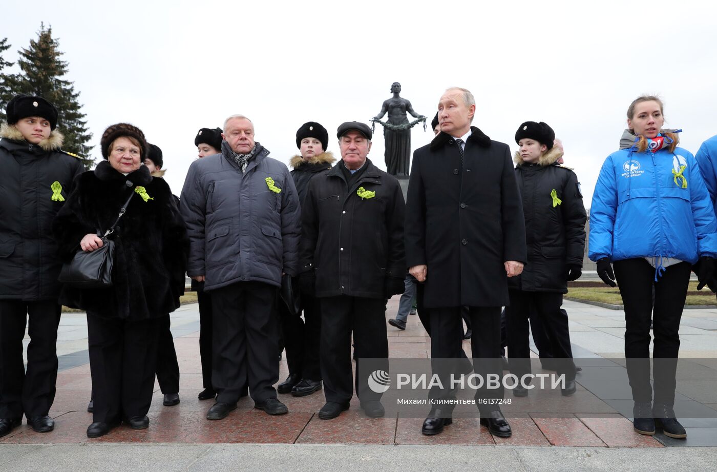 Рабочая поездка президента РФ В. Путина в Санкт-Петербург