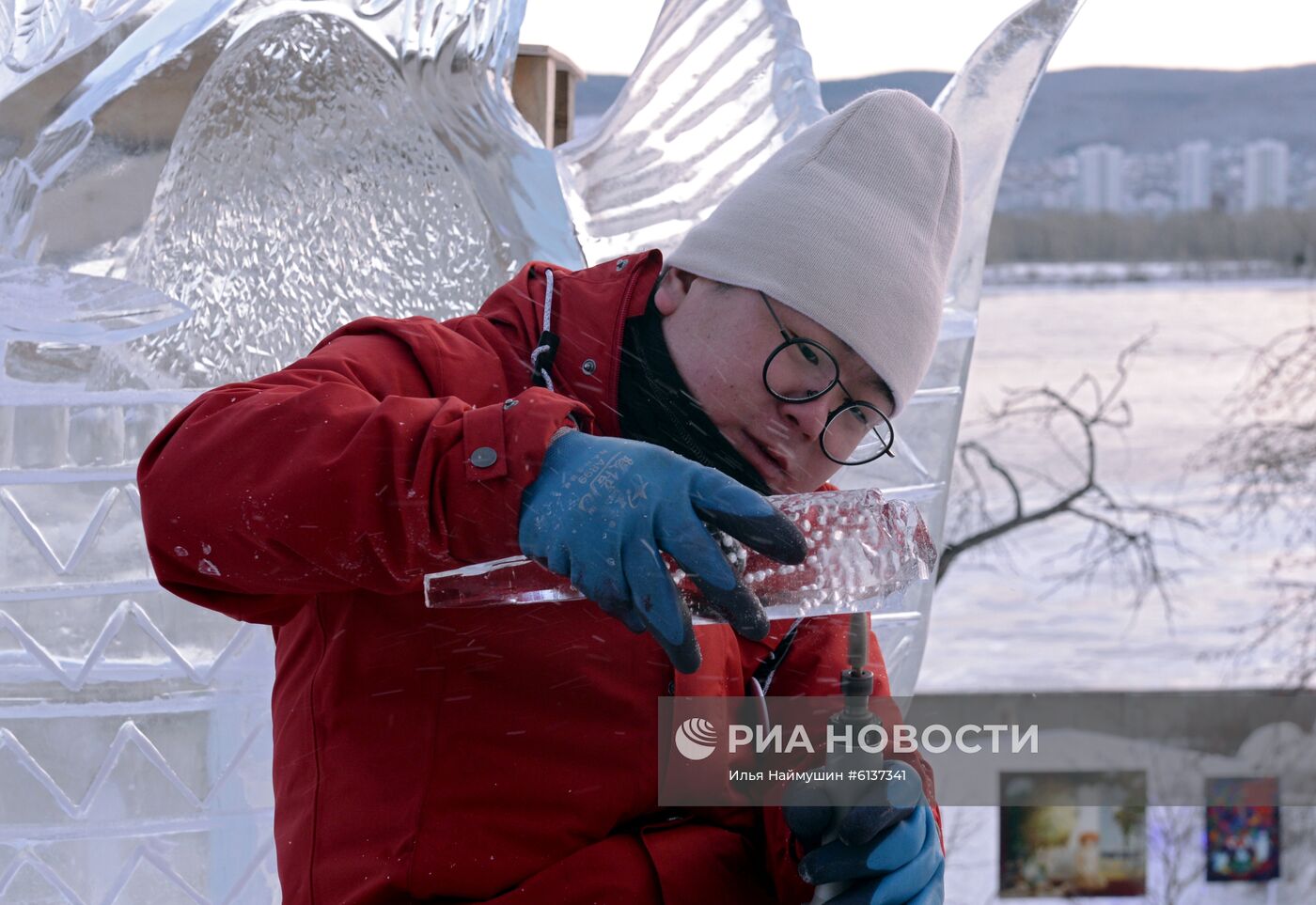 Фестиваль "Волшебный лед Сибири" в Красноярске